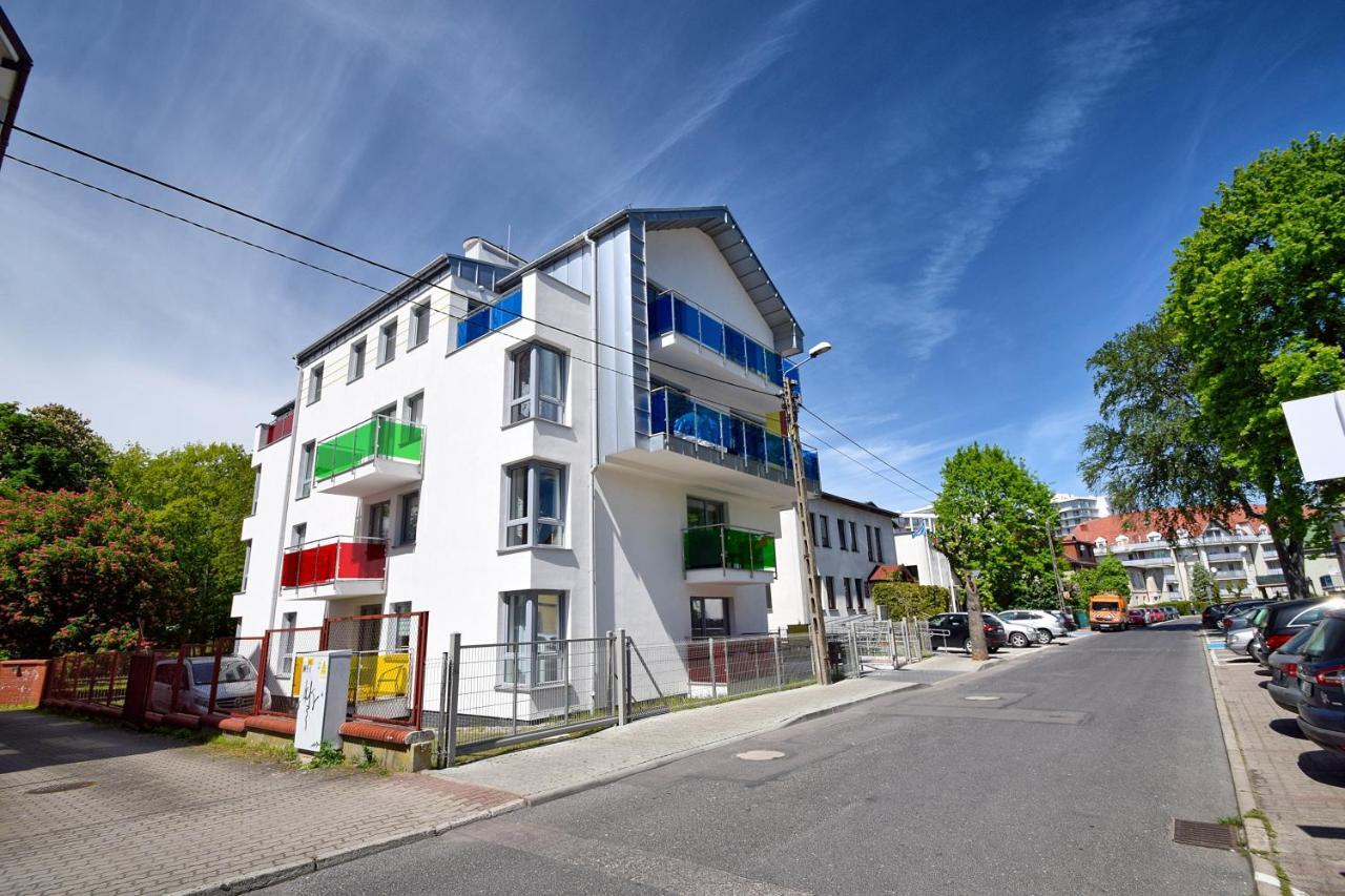 Sea-View Apartamenty Kolorowe Balkony Miedzyzdroje Buitenkant foto